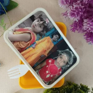 Customized lunch box