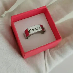 Name ring