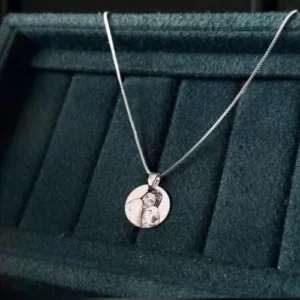 Locket with photo